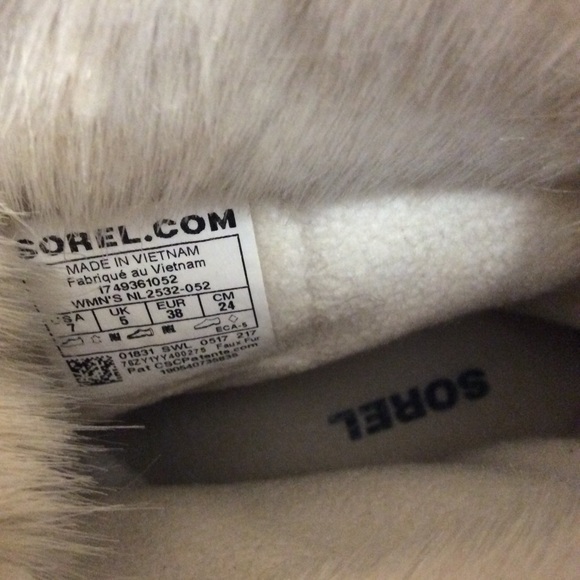 🆕 SOREL gray waterproof snow boots- size 7